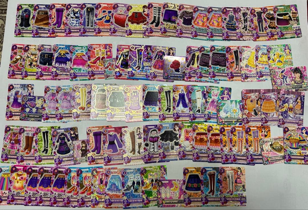 【美品】アイカツカード、学生証　３９３枚まとめ売り
