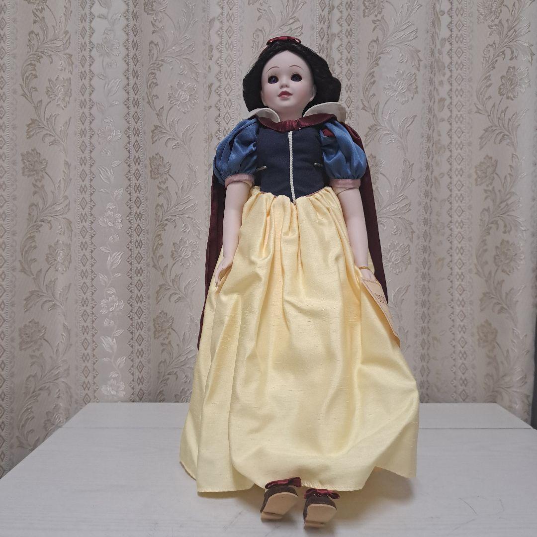 Disney Princess 白雪姫 ビスクドール　セキグチ