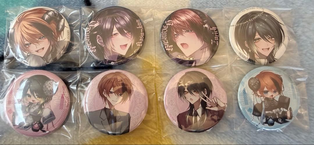 かすりっひ アクリルスタンド＆缶バッジセットA