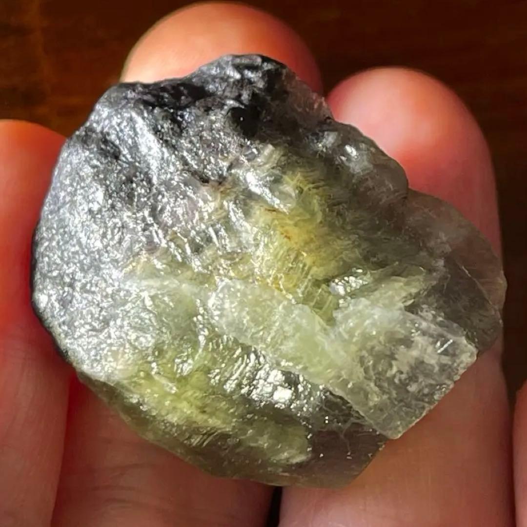 バイカラー 縞模様 フローライト 90.9ct 原石 グリーン グレー 一点物