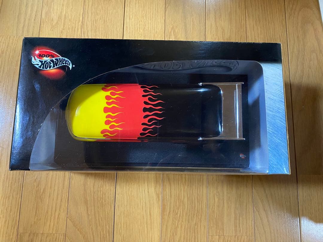 100%ホットウィール　ワーゲンバス　ドラックマシン
