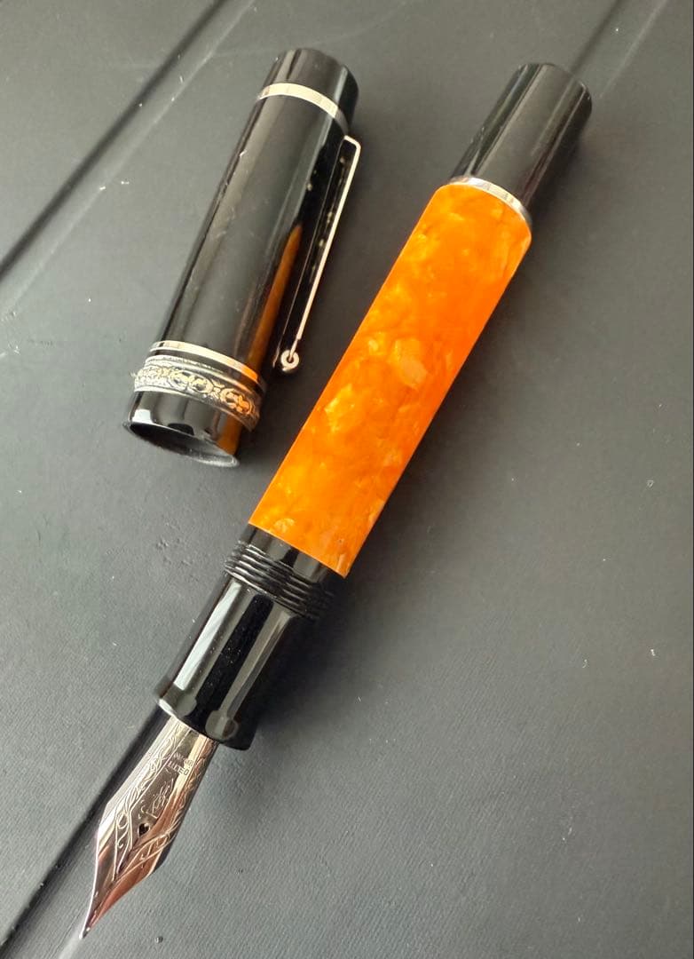 DELTA DOLCEVITA 万年筆　18K