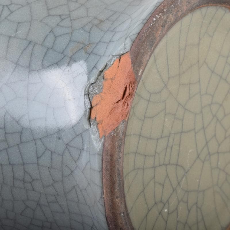 中国　南宋　官窯　青磁　金糸鉄線　貫耳双耳瓶　C　7058A