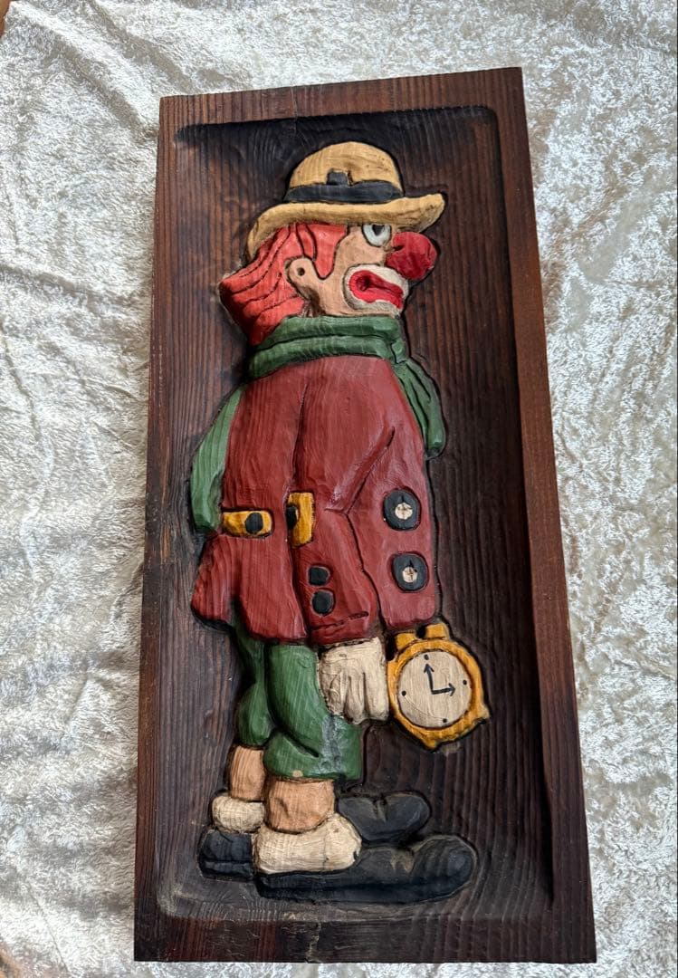 手彫り　木製クラウン彫刻 2点セット