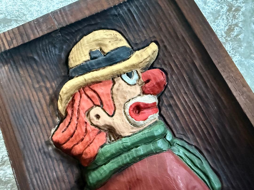 手彫り　木製クラウン彫刻 2点セット