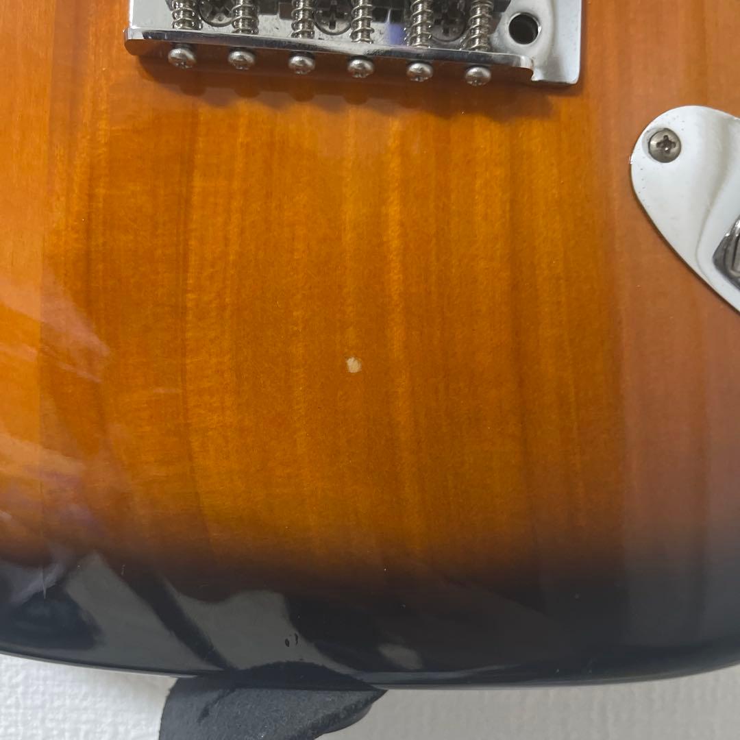 Squier Stratocaster サンバースト