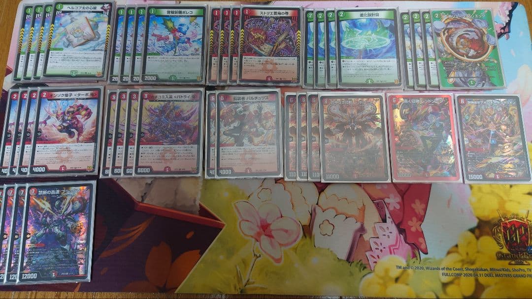 t*a様 【相場35000円程度？】デュエマ　引退品　デッキ　まとめ売り