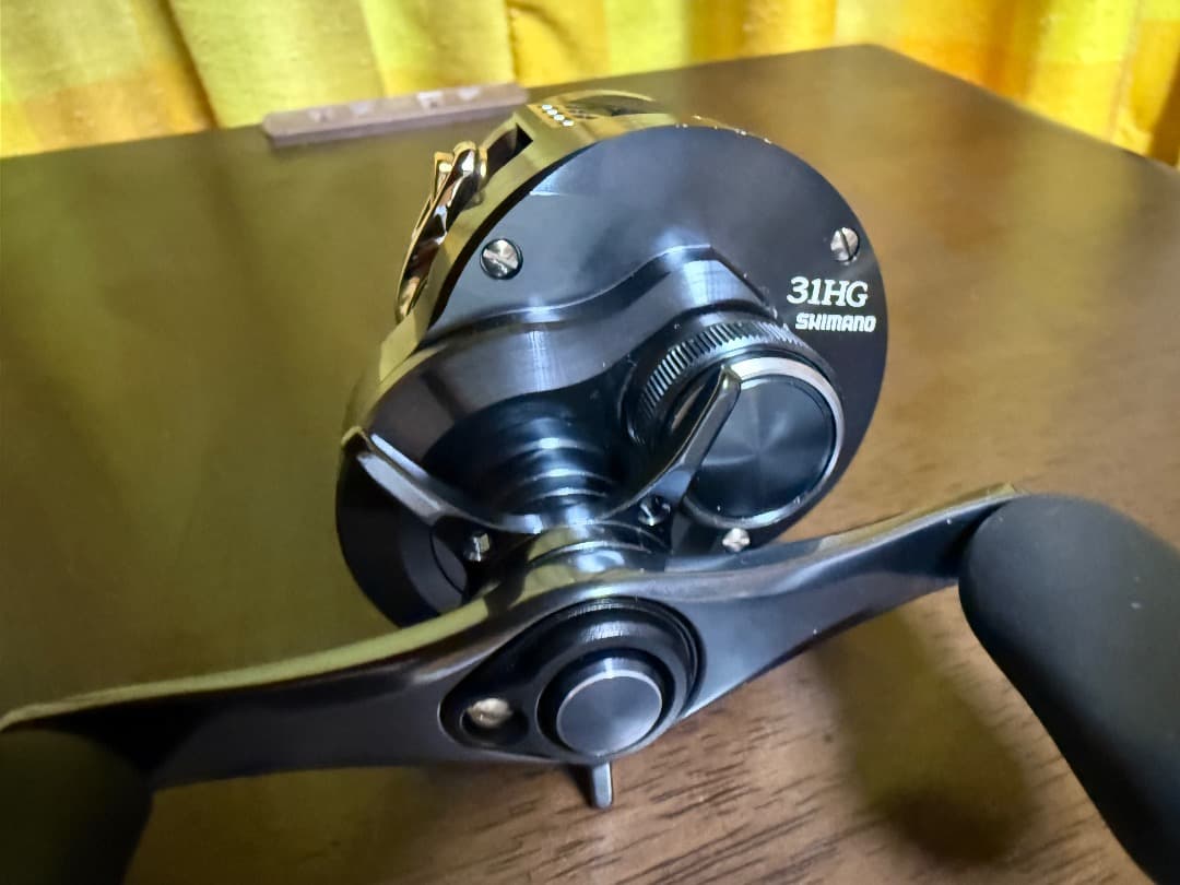 シマノ 24カルカッタコンクエスト シャローエディション 31HG