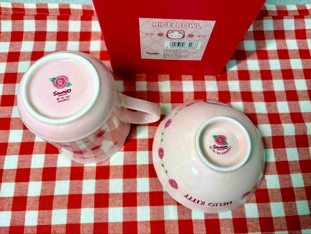 当時物　2000年　サンリオ　ハローキティ　バラキティ　薔薇　マグカップ　お茶碗