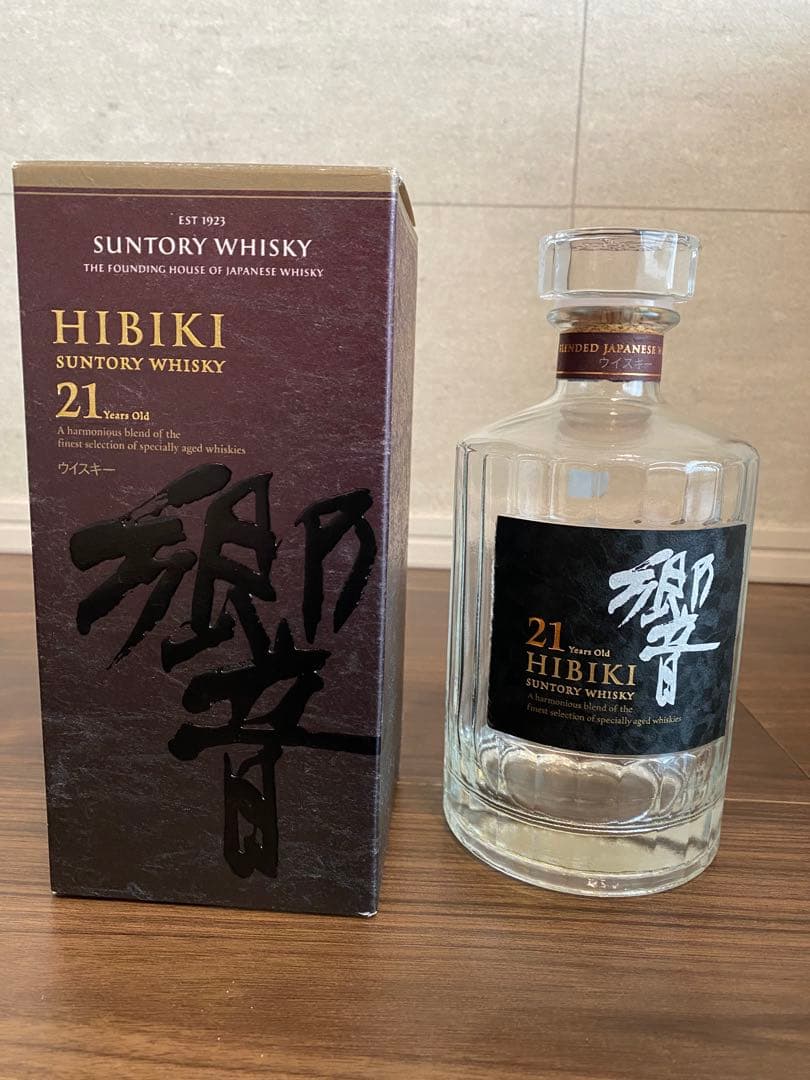 響Hibiki 21年 ウイスキー 箱入り