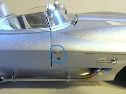 特価 AUTOart (1/18) コルベット Stingray Racer③