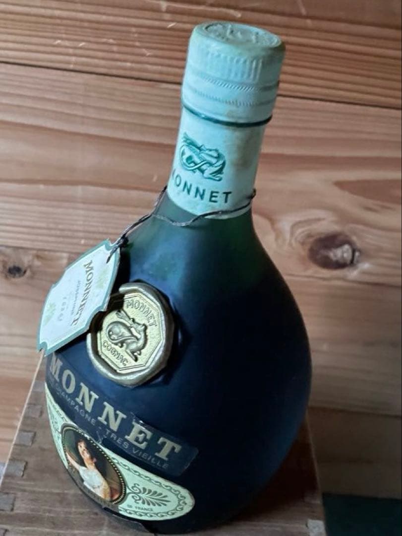 MONNET Josephine コニャック 木箱入り 未開栓　古酒　700ml
