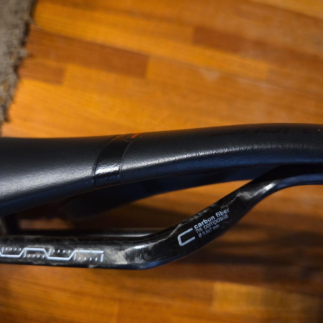 セラサンマルコ サドル　CFX 軽量カーボンレール