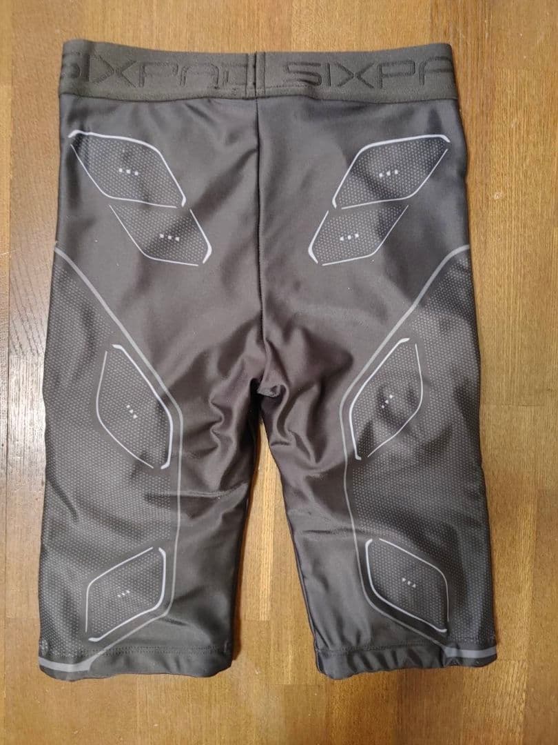 ☆超美品☆　SIXPAD EMS トレーニングウェア ブラック