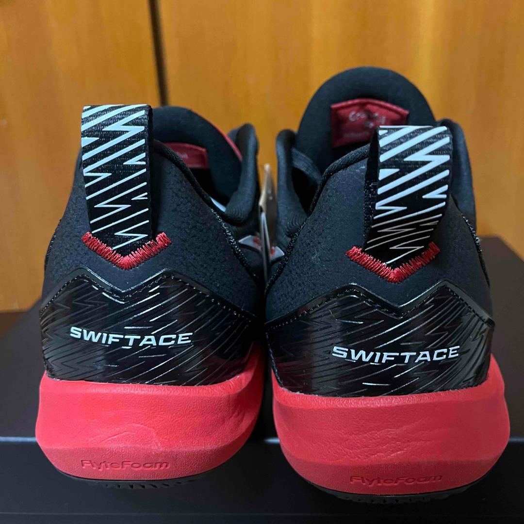 アシックス SWIFTACE YUKI 26.5センチ 河村勇輝 ブルズカラー