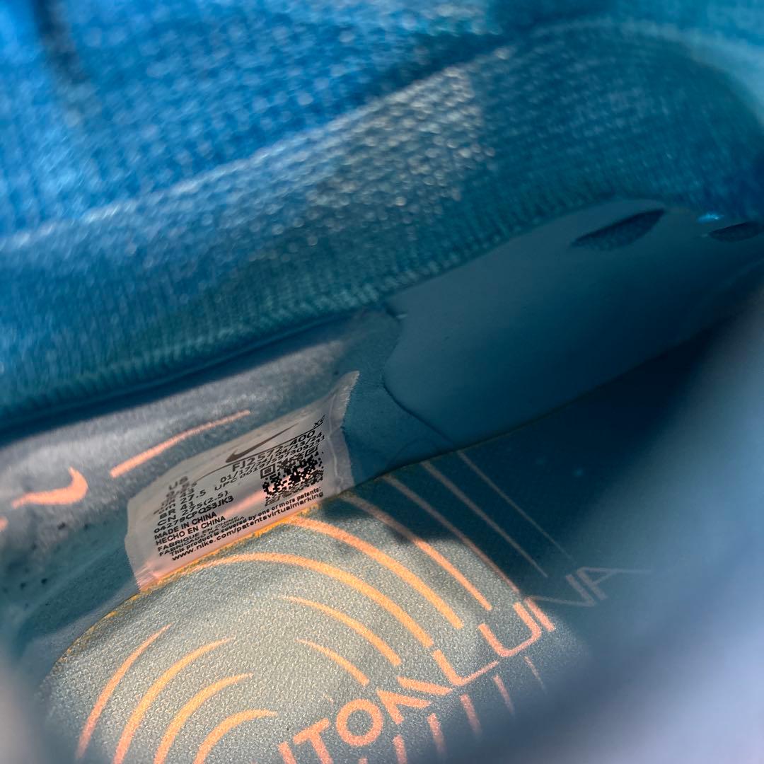 定価32230円　27.5㎝　ナイキ　ファントムルナⅡエリートFG スパイク