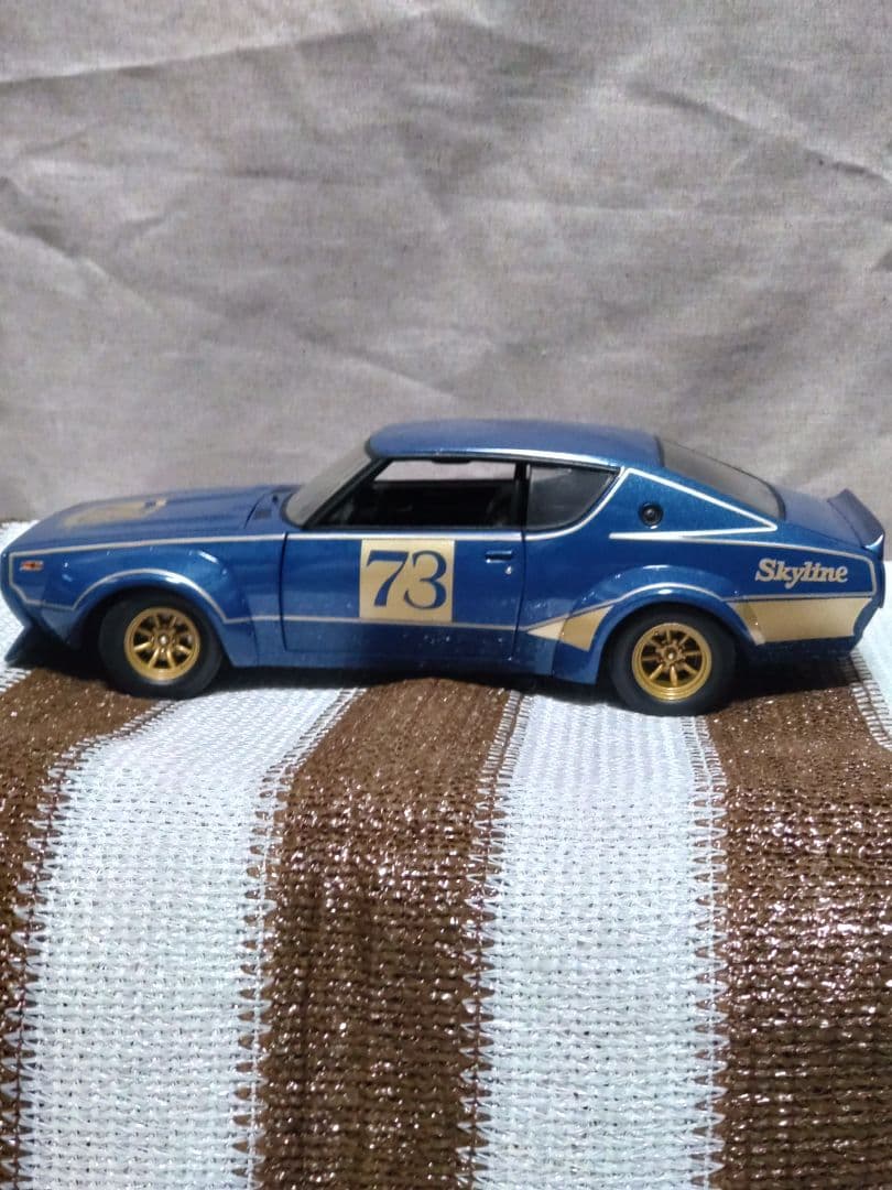 スカイライン GT-R KPGC110 ケンメリ レーシング 1/18 京商