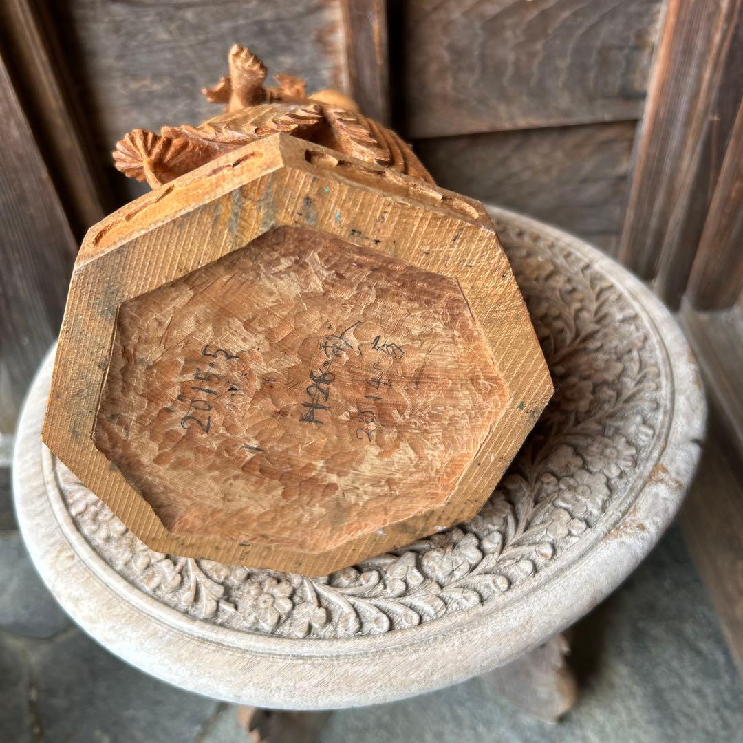 弥勒菩薩 木製 木彫り アンティーク 置物 仏教美術 阿弥陀如来