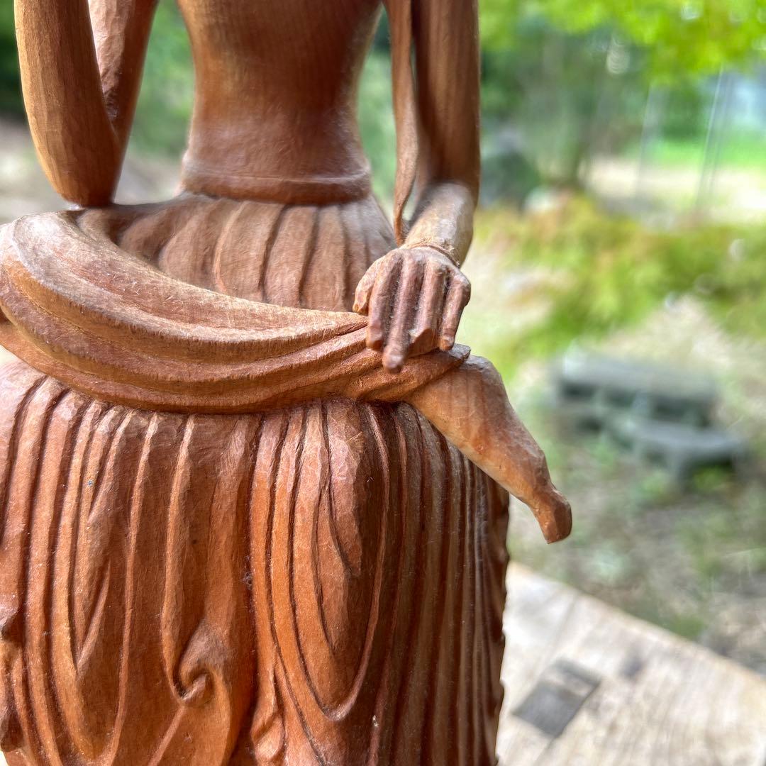 弥勒菩薩 木製 木彫り アンティーク 置物 仏教美術 阿弥陀如来