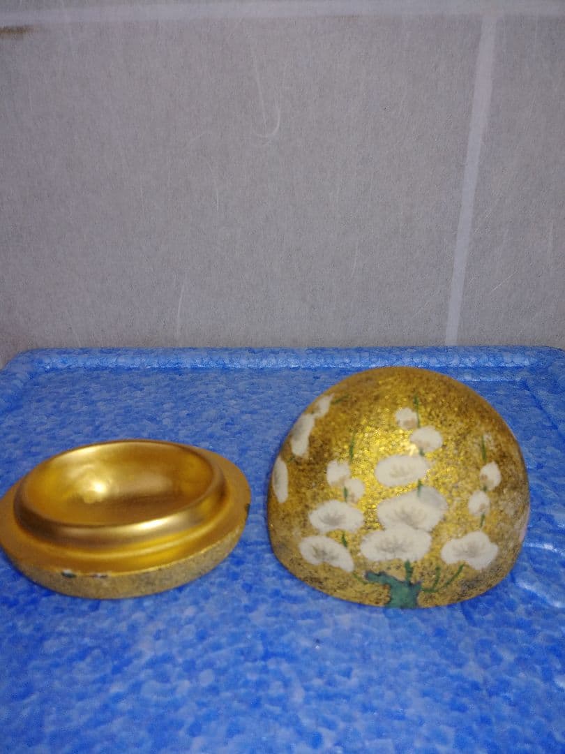 茶道具　金砂塗梅林文香合