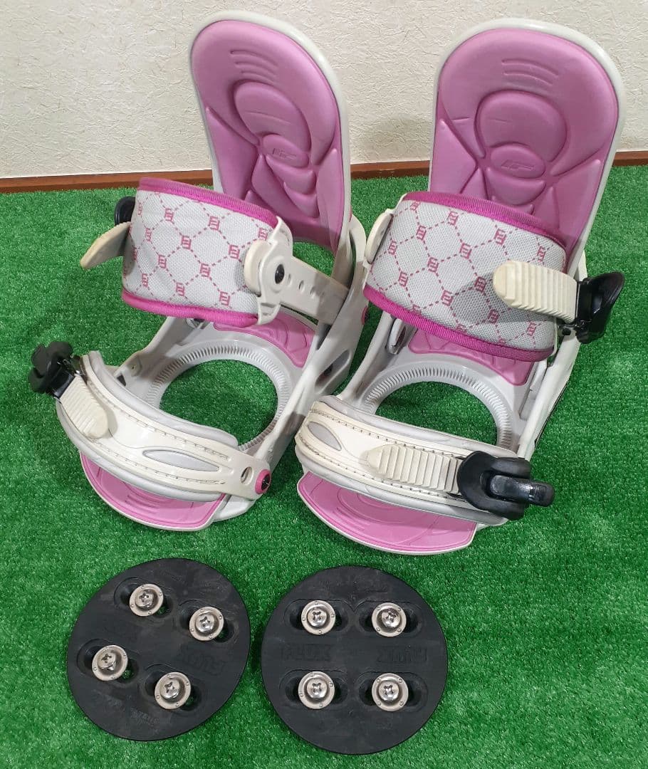 レディーススノーボード2点セット ボードSUBTLE×ビンディングFLUX