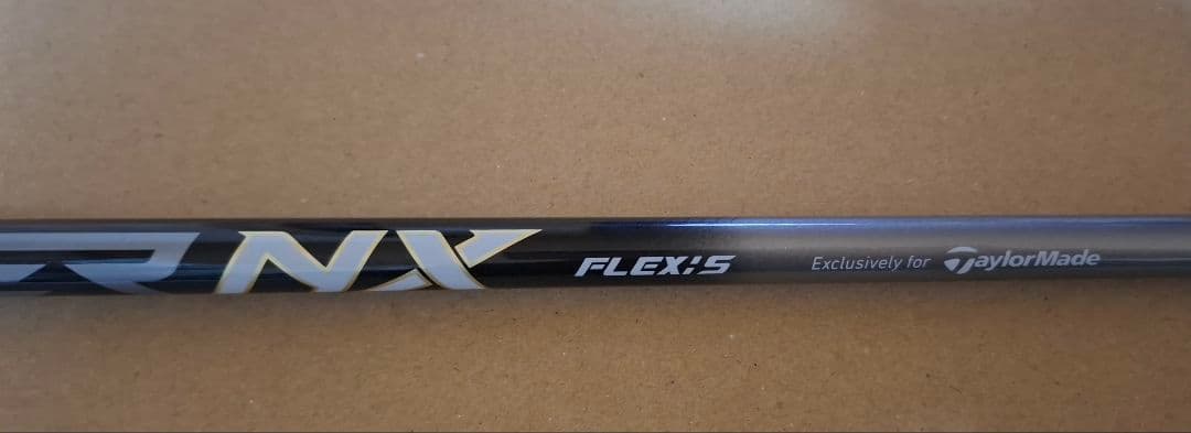 ステルスグローレ ドライバー 10.5° S　ヘッドカバー付き