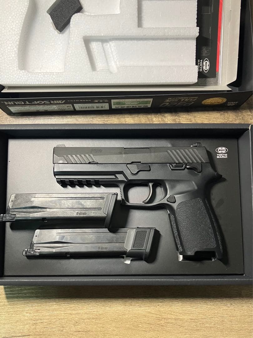 東京マルイ　P320 ロングマガジン付き