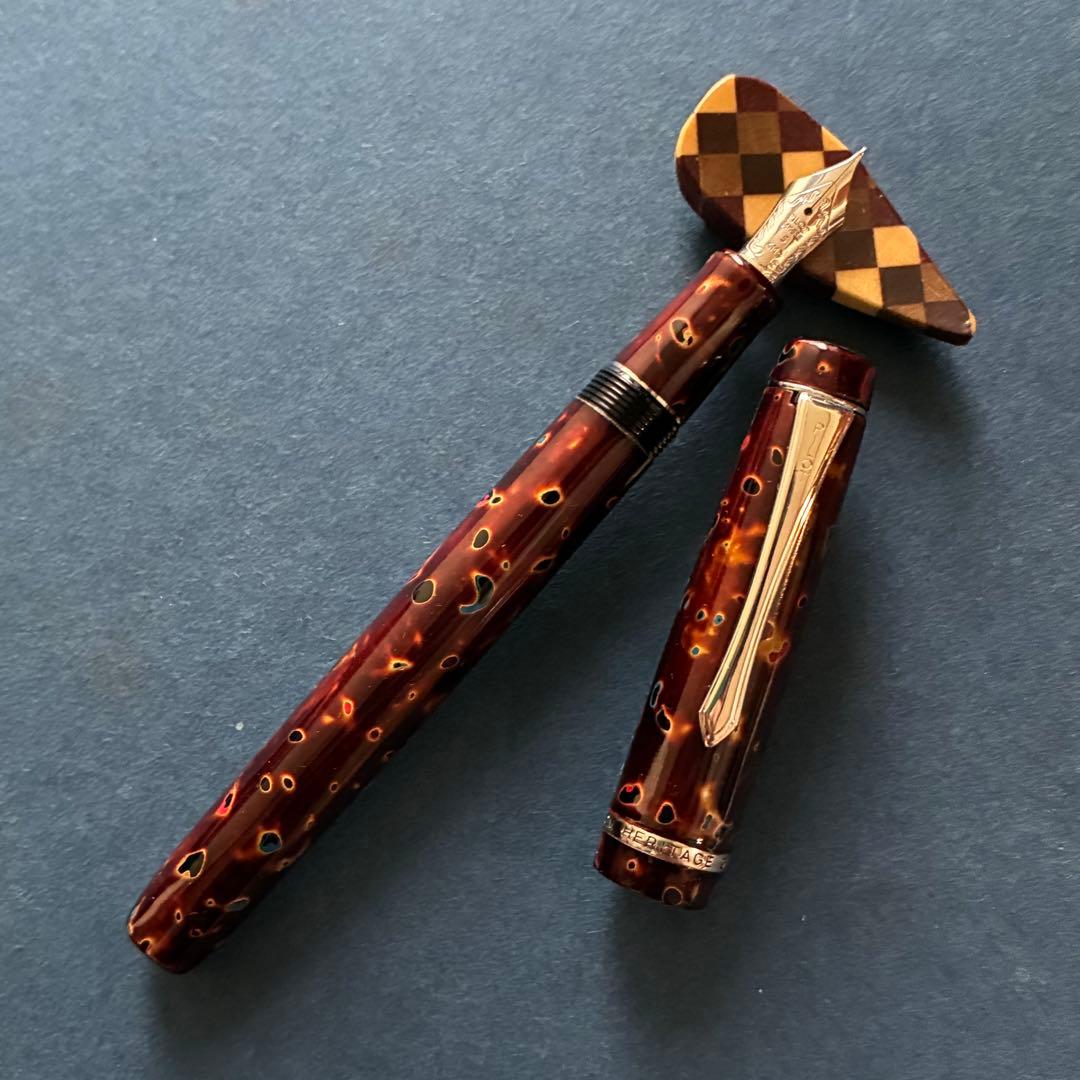 パイロット　カスタムヘリテイジ91 津軽塗　螺鈿