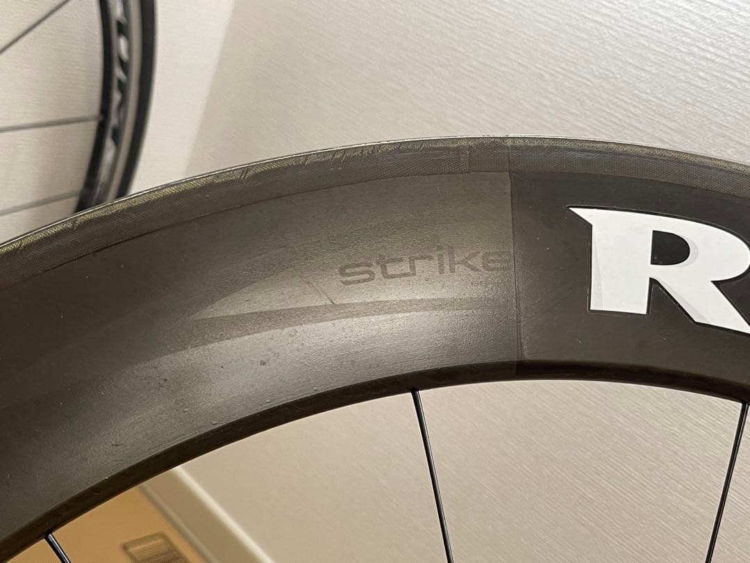 Reynolds Strike クリンチャー 66mm フロントのみ