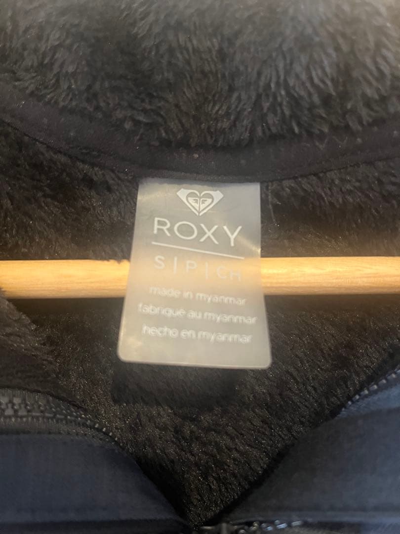 o*3様 【未使用品】ROXY スノーボードウェア　スキーウェア上のみ　ウエアー