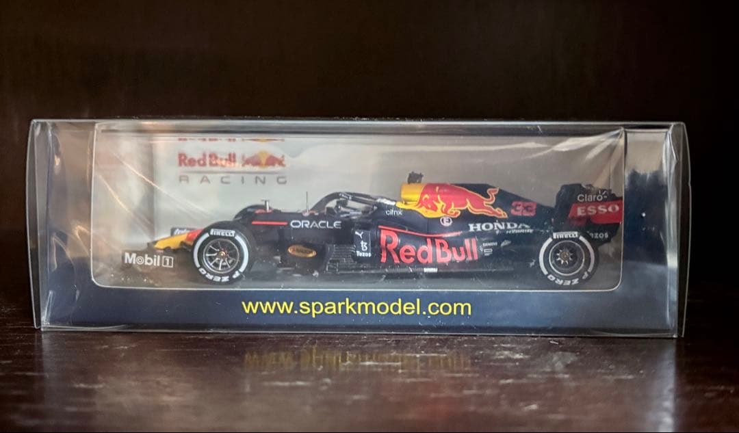 Red Bull RB16B 1/43 SPARK セルジオペレス