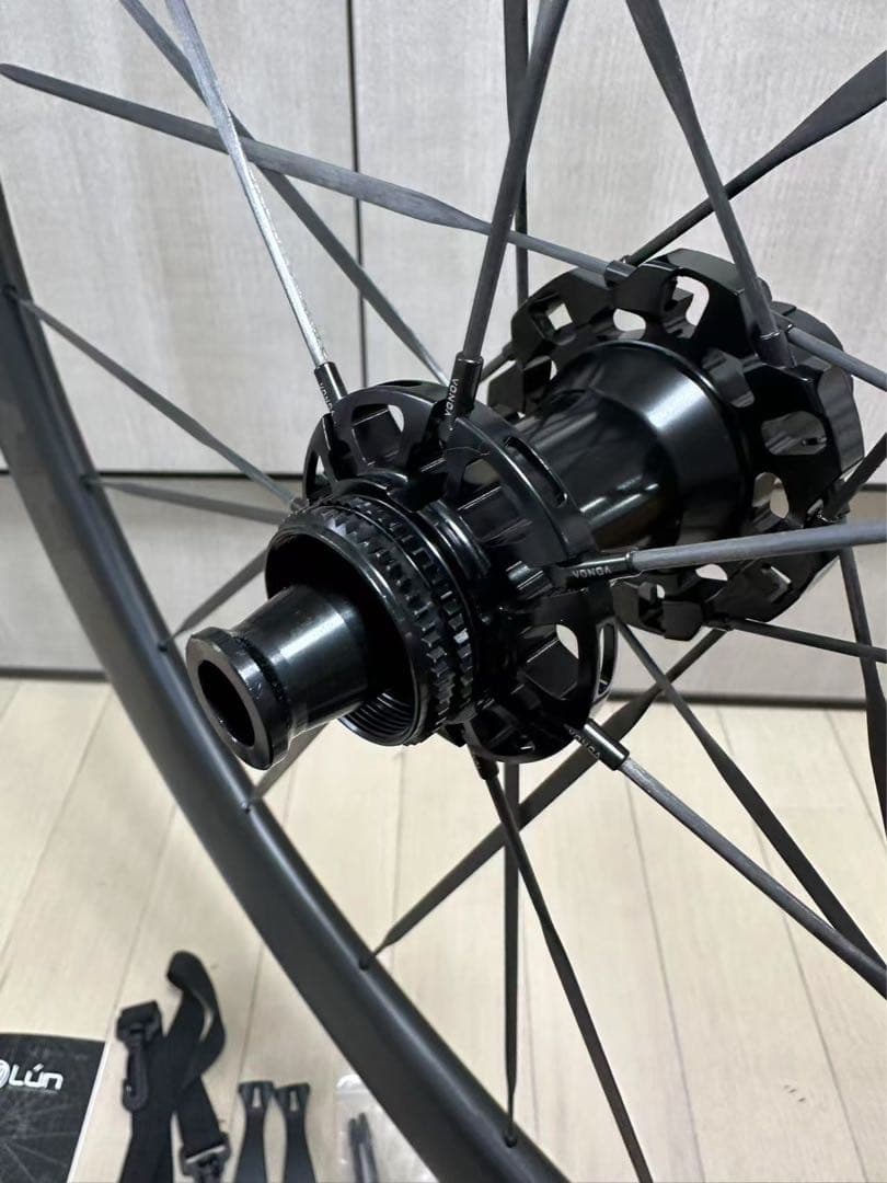 Disney888 　LUN HYPER D45 2024カーボンホイール