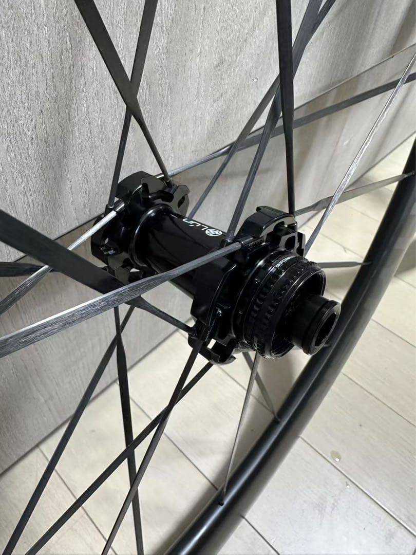 Disney888 　LUN HYPER D45 2024カーボンホイール