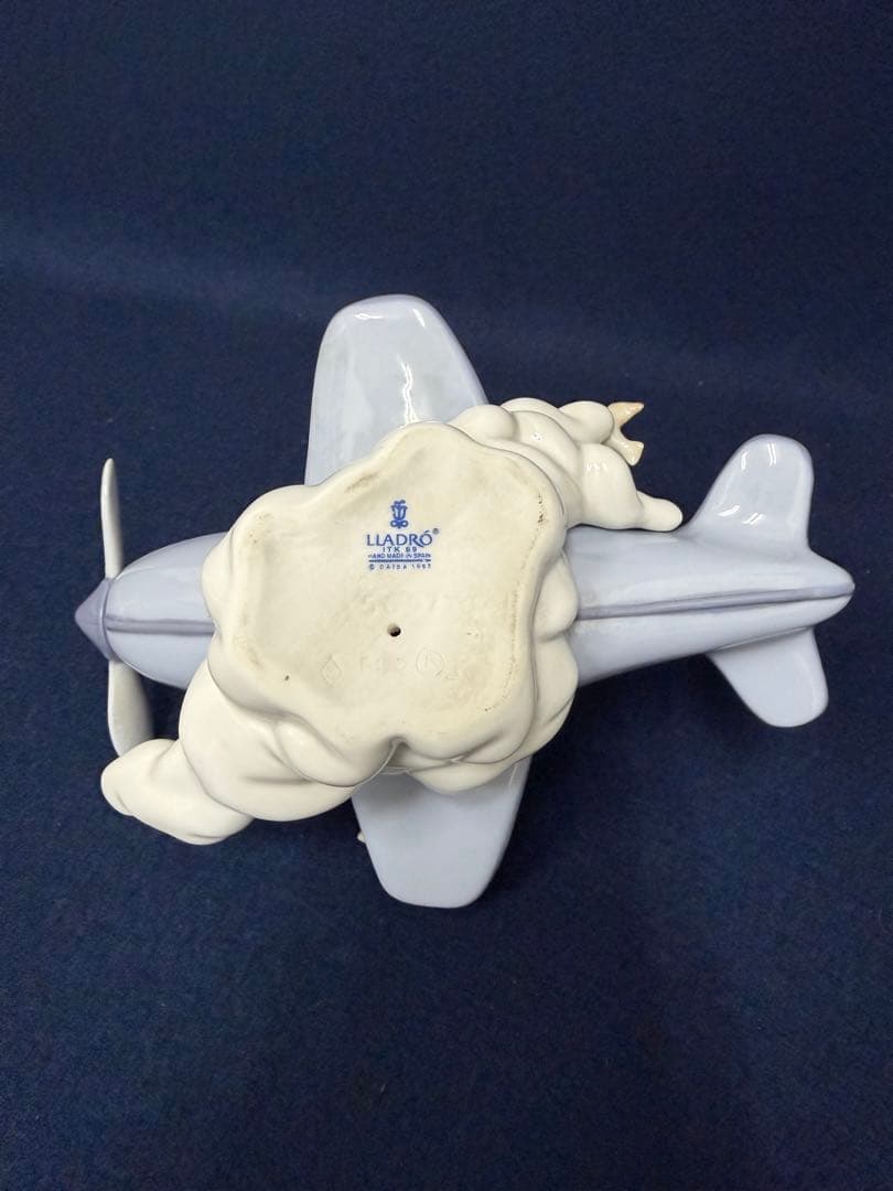 LLADRO リヤドロ 小さなパイロット 5697 フィギュリン