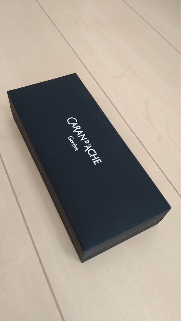 値下げ【CARAN D'ACHE】エクリドール シェブロン ボールペン