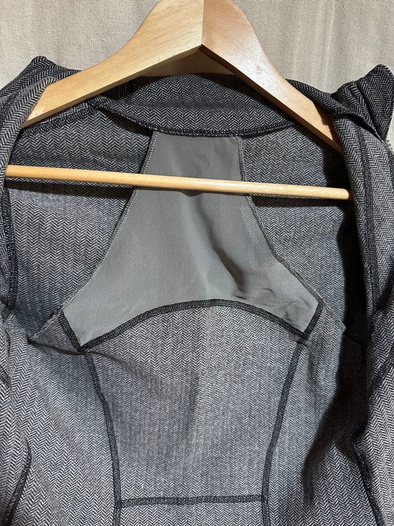 【ルルレモン】Define ダークグレー ジャケット サイズ6