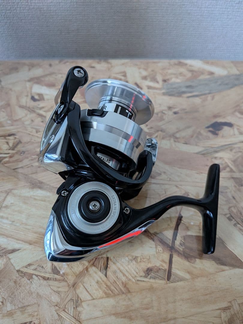 DAIWA レグザ LT5000D-CXH スピニングリール