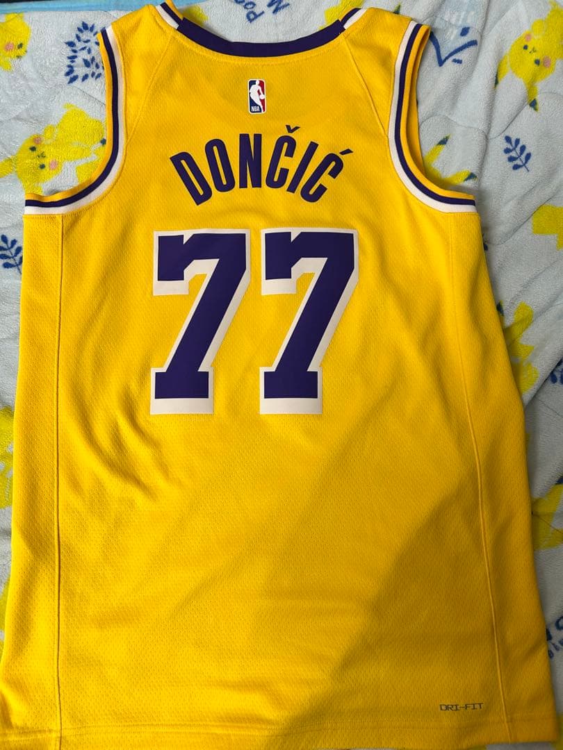 【現地購入】未使用タグ付き　ルカ・ドンチッチ　ユニフォーム