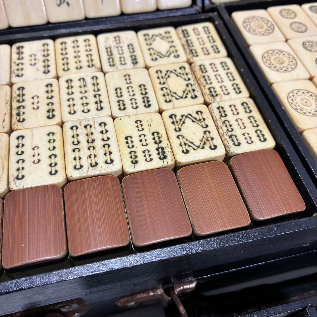 中国麻雀牌 136枚 完品 木箱付き 点棒・サイコロ付 ヴィンテージ 竹裏牌