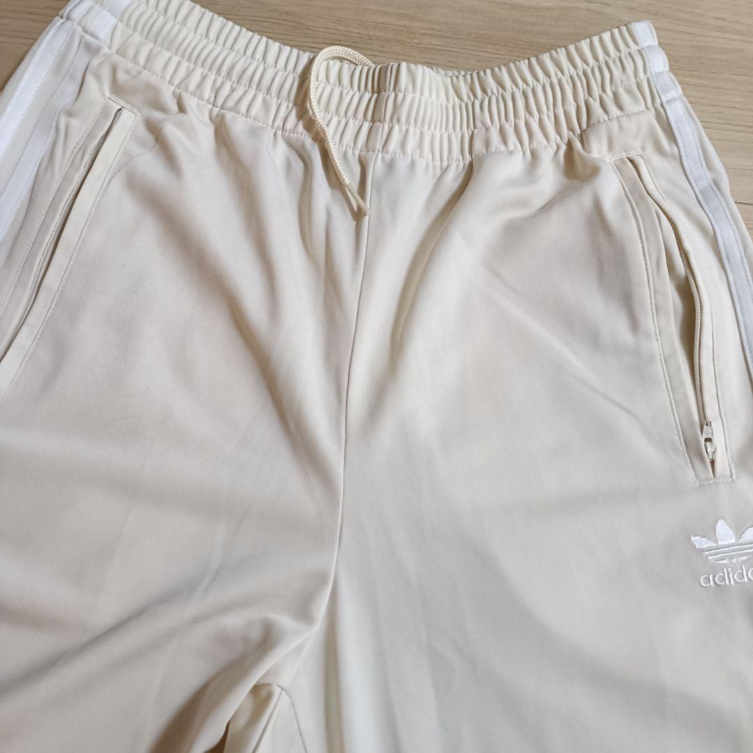 アディダス 白 ファイヤーバード トラックパンツ ジャージ下 人気 メンズS匿名
