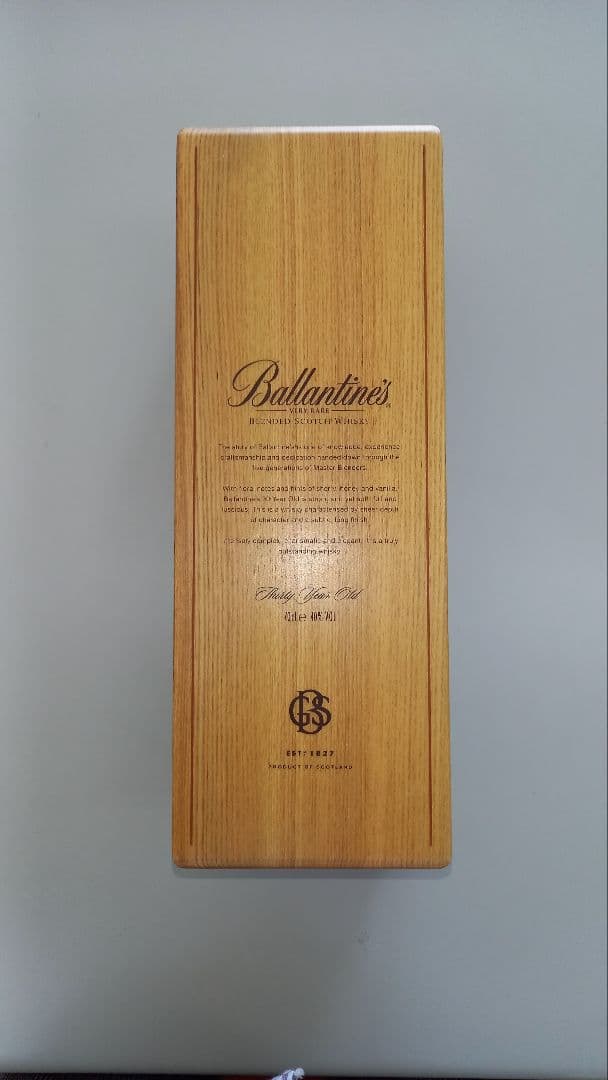 バランタイン Ballantine's 30年 ブレンデッド スコッチウイスキー