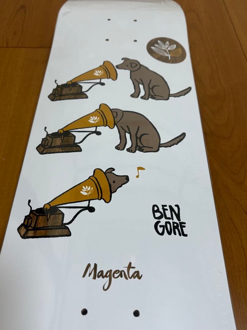 Magenta 8.125 BEN GORE スケートボードデッキ