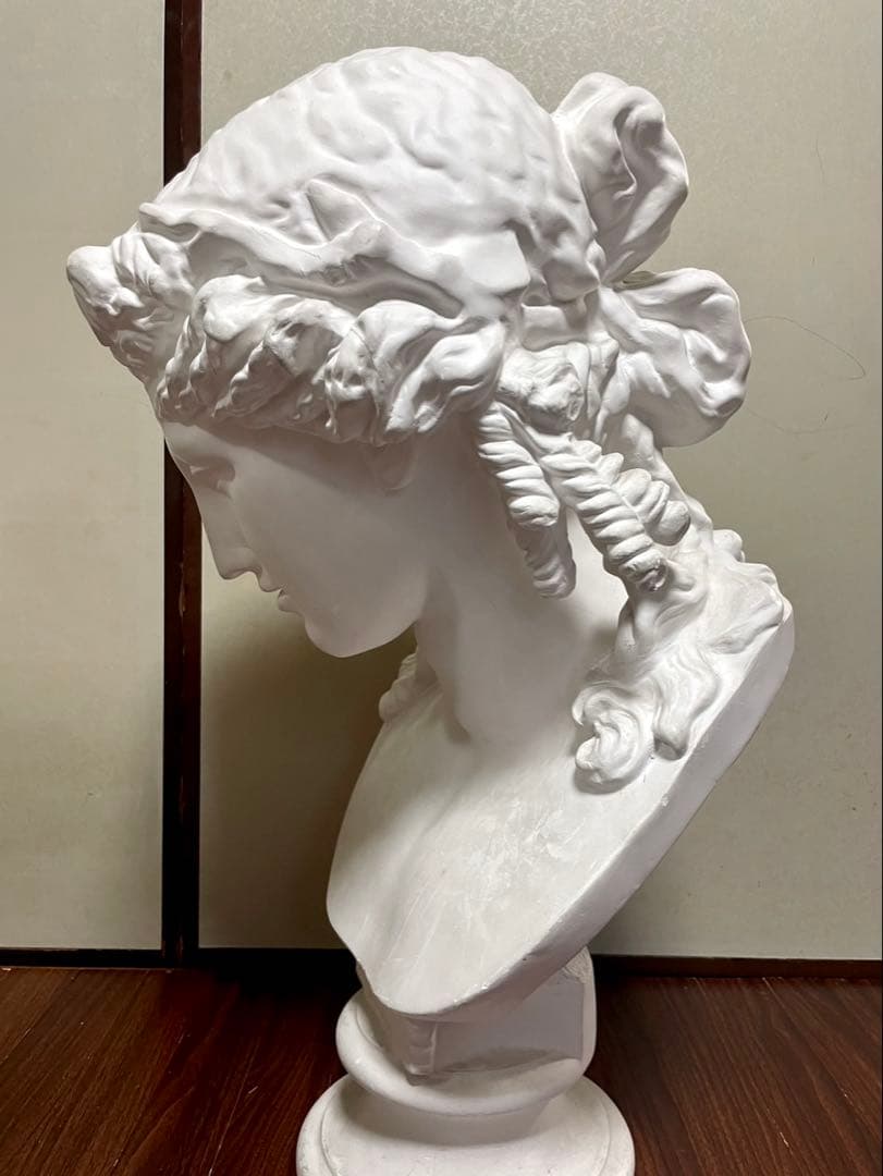 石膏像　アリアス