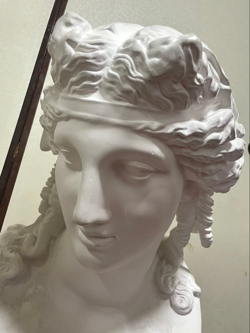 石膏像　アリアス