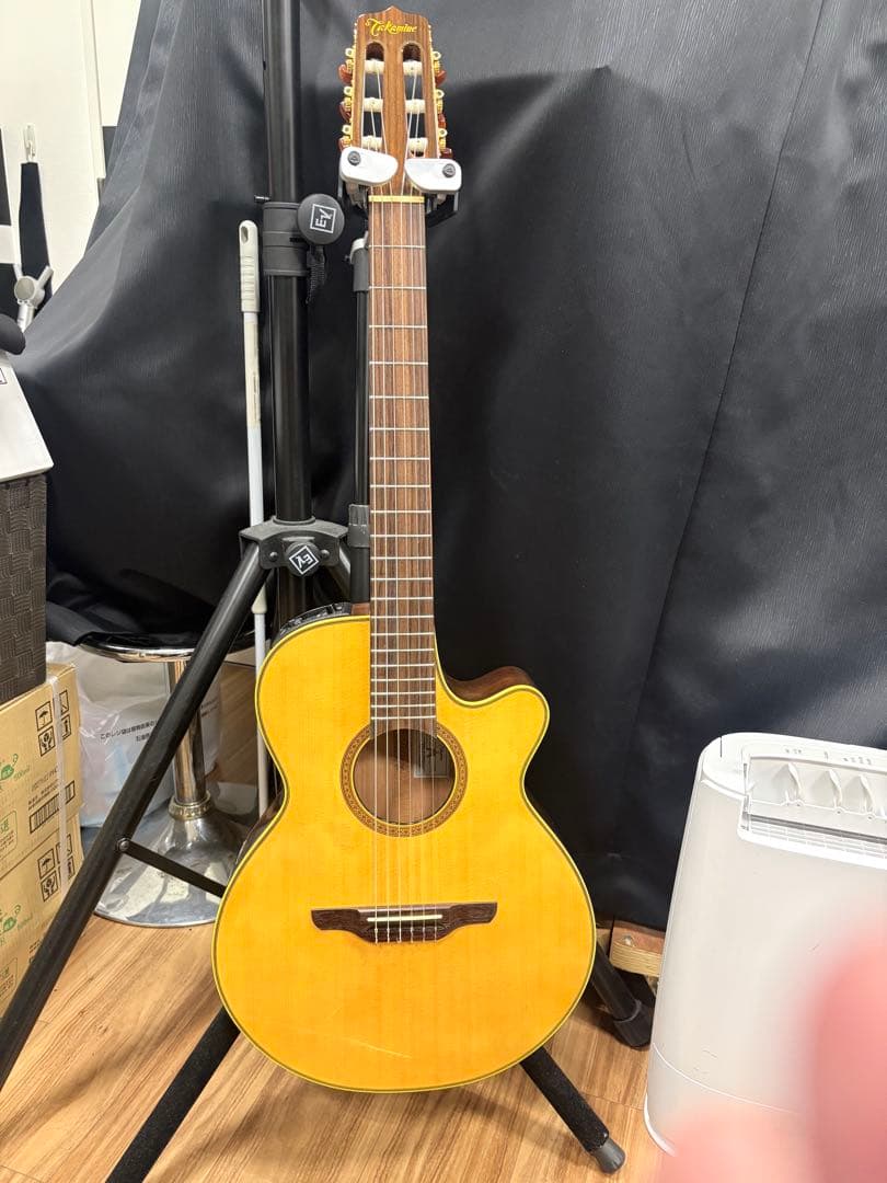 Takamine エレガットギター カッタウェイ希少ケース付き