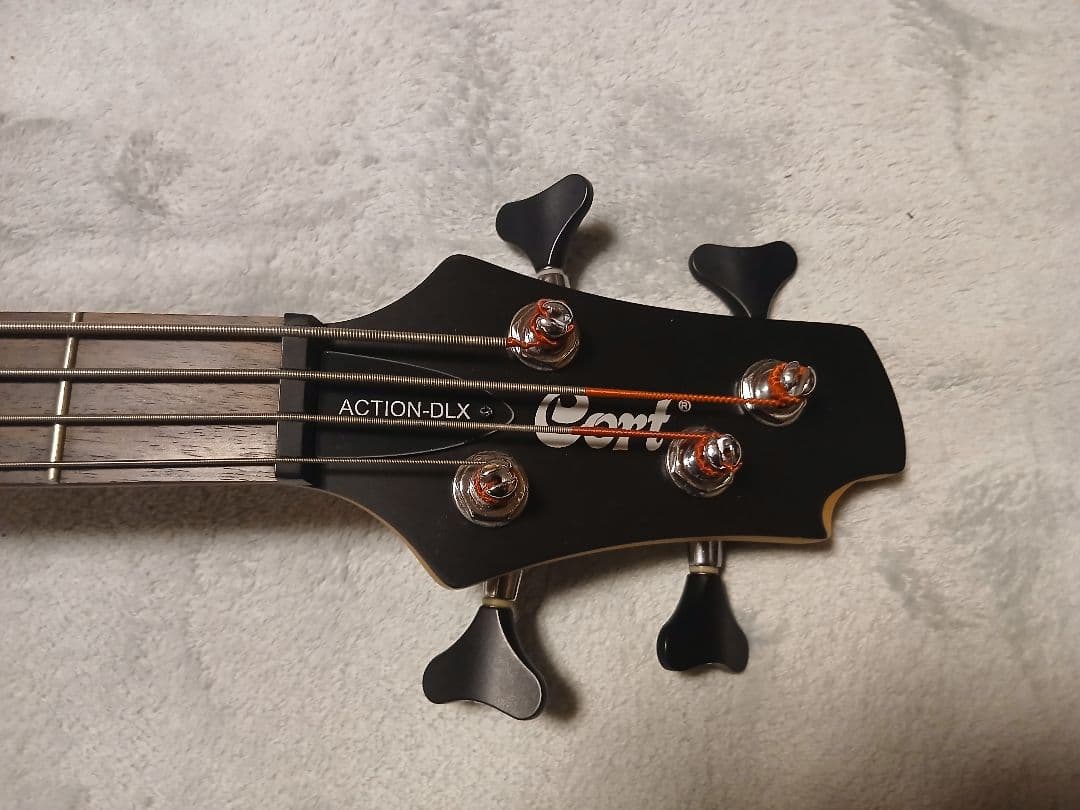 Cort Action DLX エレキベース 4弦 ソフトケース付 美品