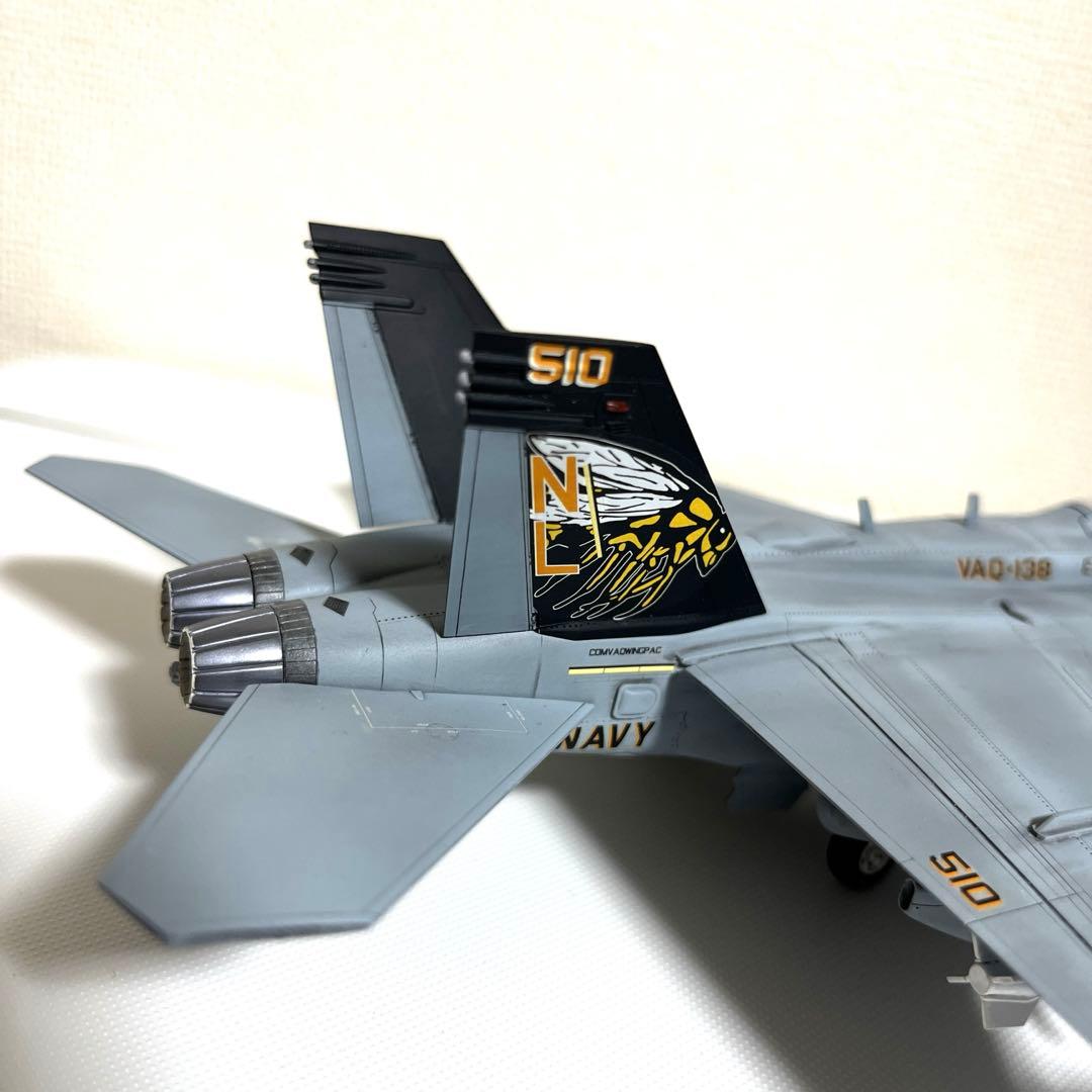プラモデル完成品1/72EA-18Gグラウラー