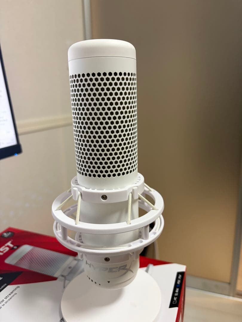 HyperX QuadCast S ホワイト