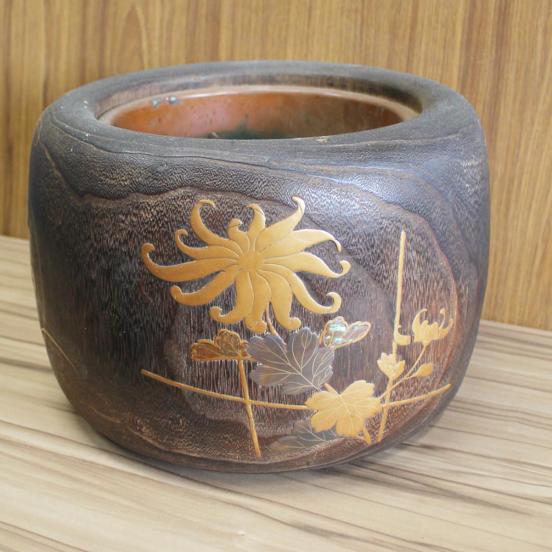 桐火鉢　高蒔絵・螺鈿細工　その１