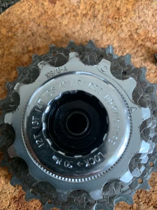 Mavic フリーハブボディ　カンパニョーロ　バイクハンド